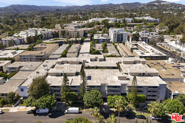1 Bed Home for Sale in Los Angeles, California