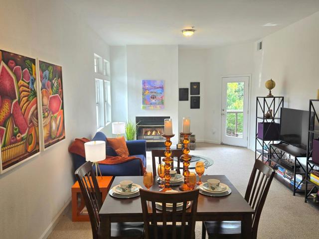 625 Callippe Court, Brisbane CA: https://media.crmls.org/mediaz/3c0d61ab-3d1d-495a-a220-d4986a76b50c.jpg