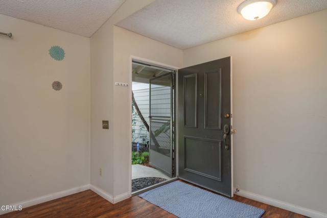 Detail Gallery Image 14 of 50 For 2363 Seagull Ave, Ventura,  CA 93003 - 4 Beds | 2 Baths