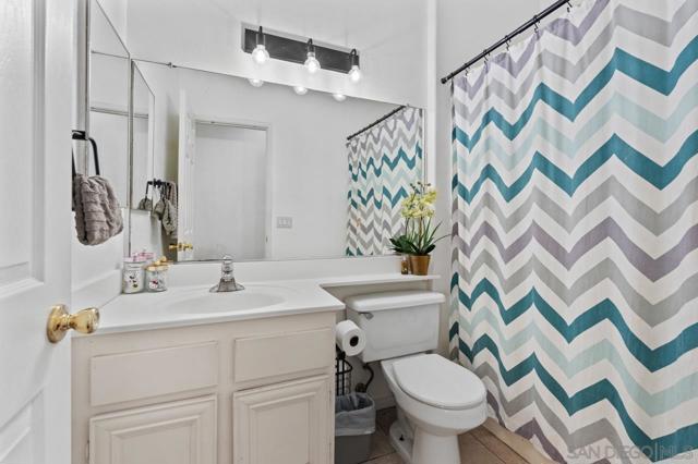 6373 Avenida De Las Vistas, San Diego CA: https://media.crmls.org/mediaz/3c0f7303-814e-4289-ba6d-d066137e74c0.jpg