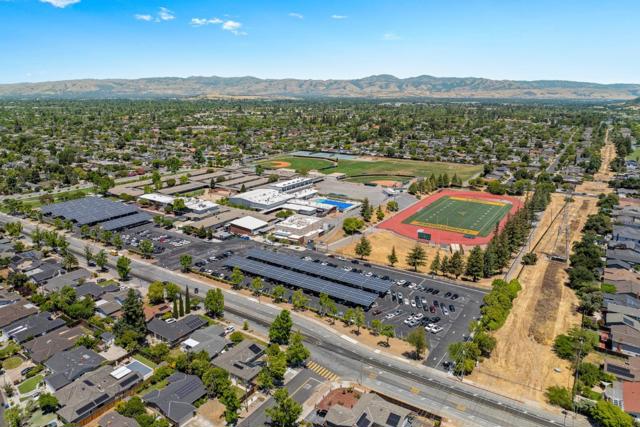 5472 Laura Drive, San Jose CA: https://media.crmls.org/mediaz/3c11c5e4-a333-485f-a4ac-9b471619505b.jpg