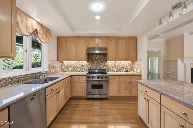 Detail Gallery Image 6 of 12 For 203 Foothill Rd, Ojai,  CA 93023 - 3 Beds | 2/1 Baths