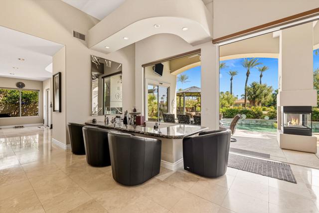 334 Crest Lake Drive, Palm Desert, CA 92211