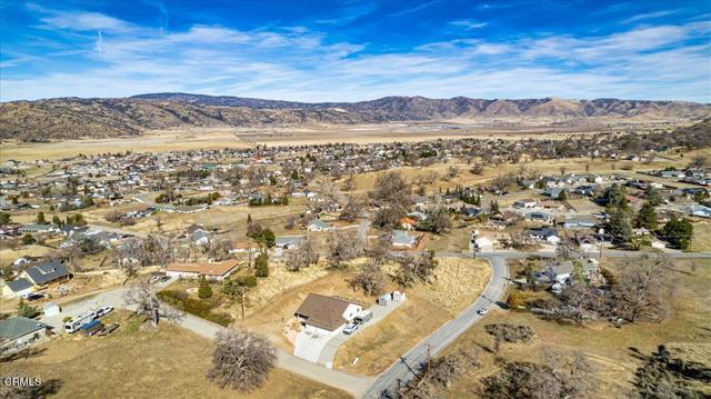 Detail Gallery Image 37 of 41 For 17600 Ascot Ct, Tehachapi,  CA 93561 - 3 Beds | 2 Baths