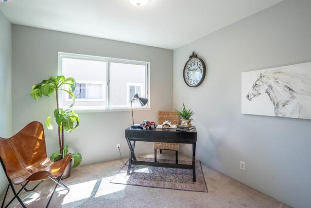 325 San Miguel Ct, Milpitas CA: https://media.crmls.org/mediaz/3c1217f2-ccb3-4ee8-aeeb-fbda8328ed66.jpg