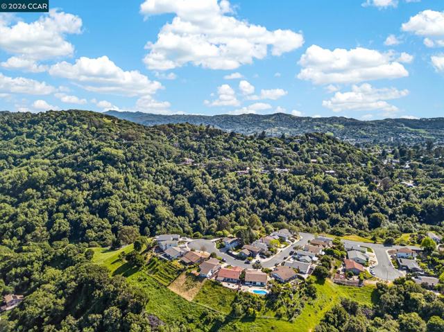 Image 13 of 60 For 2134 Whippoorwill Ct