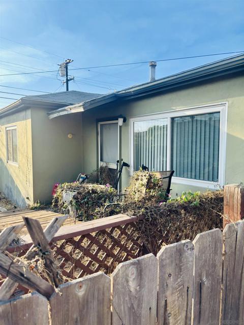 3320 Vancouver Ave, San Diego, California 92104, ,Multi-Family,For Sale,Vancouver Ave,250020259SD