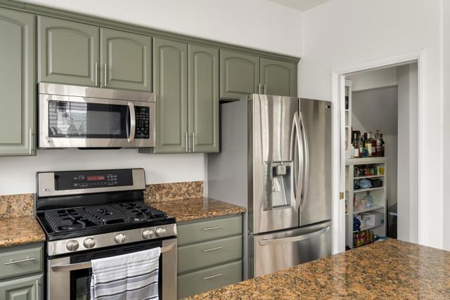 Detail Gallery Image 7 of 29 For 382 Carmel Creeper Pl, Encinitas,  CA 92024 - 2 Beds | 2/1 Baths