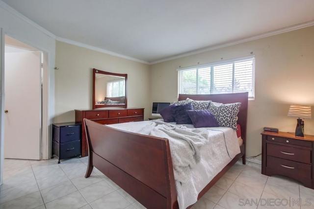 15380 Via La Gitano, Poway CA: https://media.crmls.org/mediaz/3c13640d-6730-4702-817d-cbb5939183ed.jpg