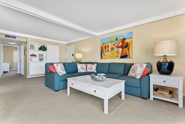 22130 E Cliff Drive, Santa Cruz CA: https://media.crmls.org/mediaz/3c1479cf-0a55-4136-860c-b21009720327.jpg