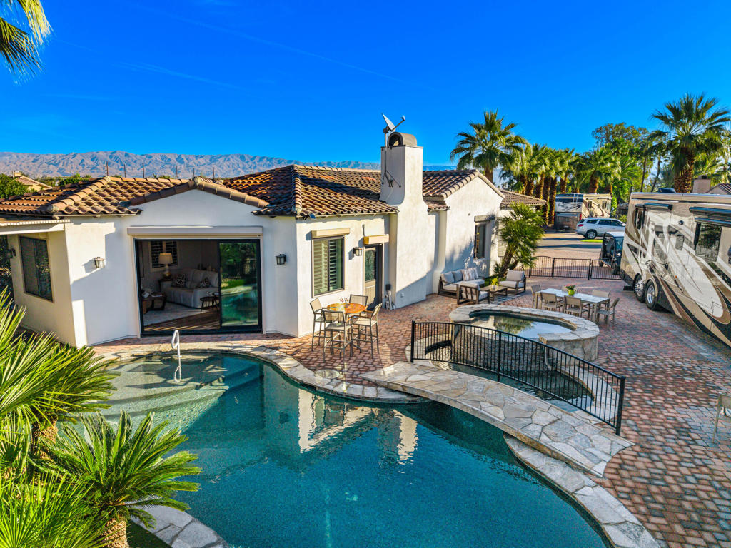 MLS #219139251DA image #3