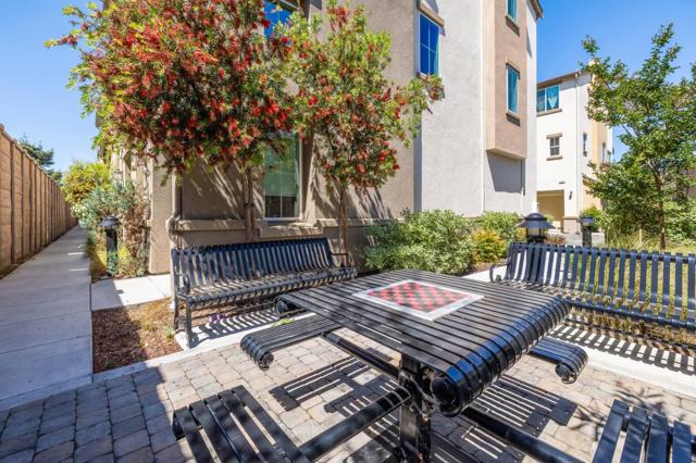 3 Lisbon Lane, Redwood City CA: https://media.crmls.org/mediaz/3c1579cb-1d5c-407c-a620-359b5bcd7de3.jpg