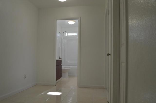 161 Edgewater Place, Pittsburg CA: https://media.crmls.org/mediaz/3c15e632-1247-4fdb-aa79-e0005aefe817.jpg