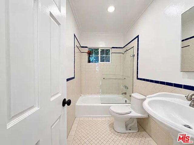 1111 11th Street, 9 photo 18