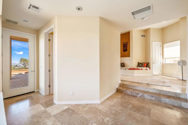 Image 18 of 75 For 61474 Hanging Rock Lane