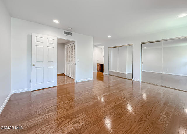 1646 Swansea Place, Westlake Village CA: https://media.crmls.org/mediaz/3c160244-2023-4d86-be48-2843af17011f.jpg