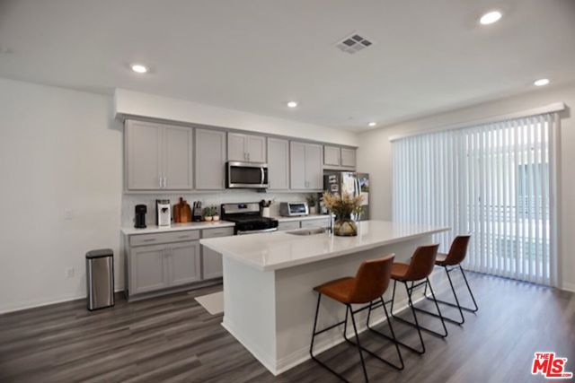 20625 desert ash Lane photo 1