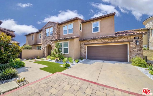 2303 Rogers Drive, Alhambra, California 91803, 4 Bedrooms Bedrooms, ,5 BathroomsBathrooms,Single Family Residence,For Sale,Rogers,24433297