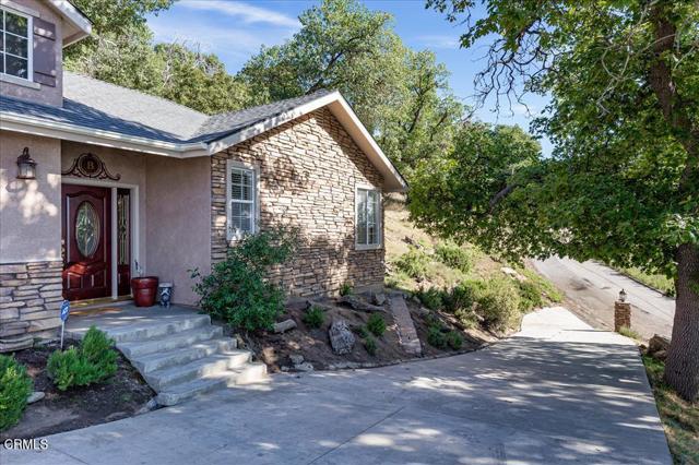 Detail Gallery Image 4 of 43 For 26750 El Camino Dr, Tehachapi,  CA 93561 - 3 Beds | 2 Baths