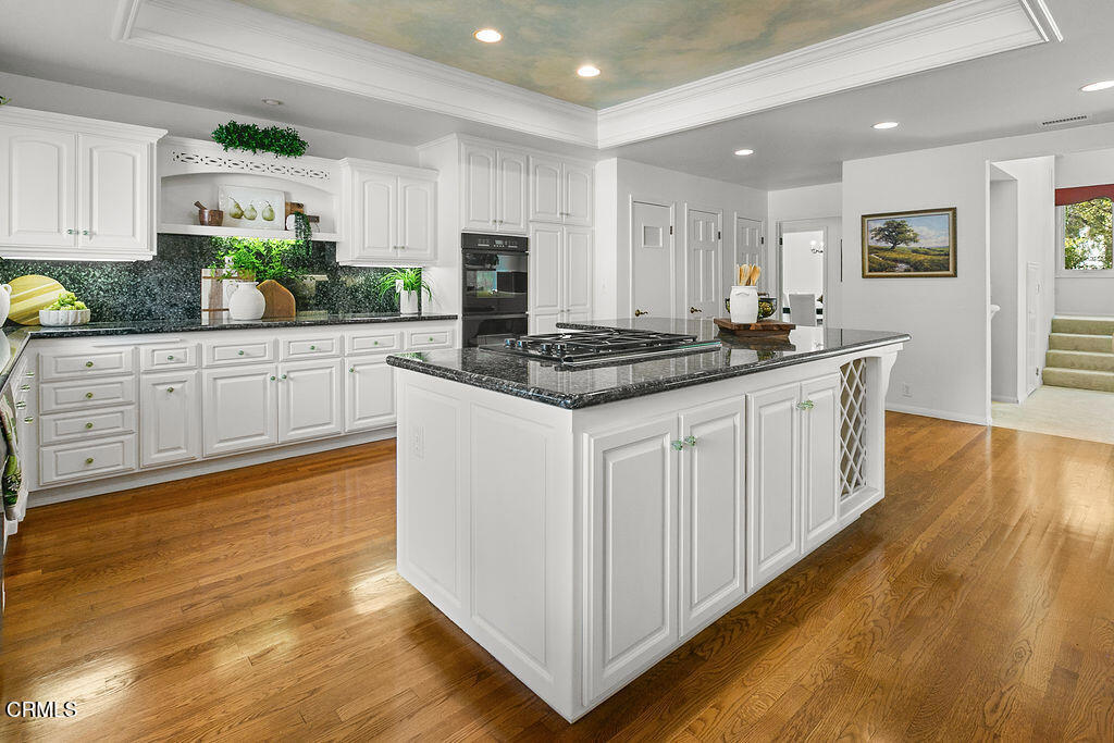 MLS #V1-33351 image #30