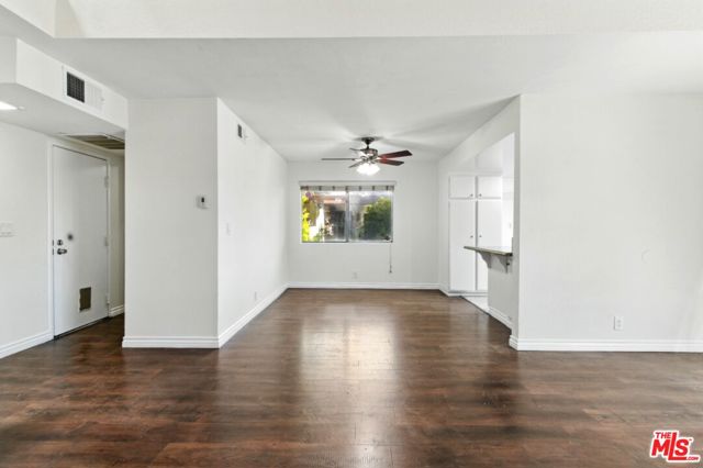 8333 Columbus Avenue, North Hills CA: https://media.crmls.org/mediaz/3c1ac459-b95e-4f15-9acd-b412210653af.jpg