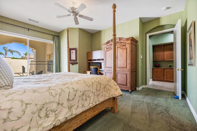 61 Via Las Flores, Rancho Mirage CA: https://media.crmls.org/mediaz/3c1bdea6-6519-4866-a922-b2c8647fc3e6.jpg