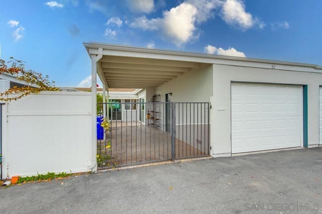 3890 Vista Campana S., Oceanside CA: https://media.crmls.org/mediaz/3c1c45cd-68cf-44ee-9cd5-4b3b064eb55c.jpg