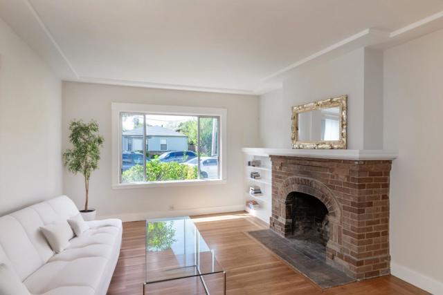 828 Highland Avenue, San Mateo CA: https://media.crmls.org/mediaz/3c1d955c-41e1-44e1-a4ae-7fa3a275ed69.jpg