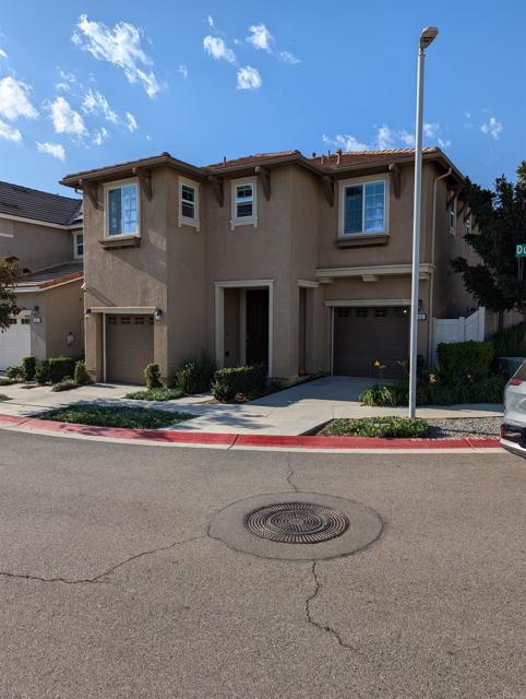 Image 1 of 32 For 346 Dun Blazer Way