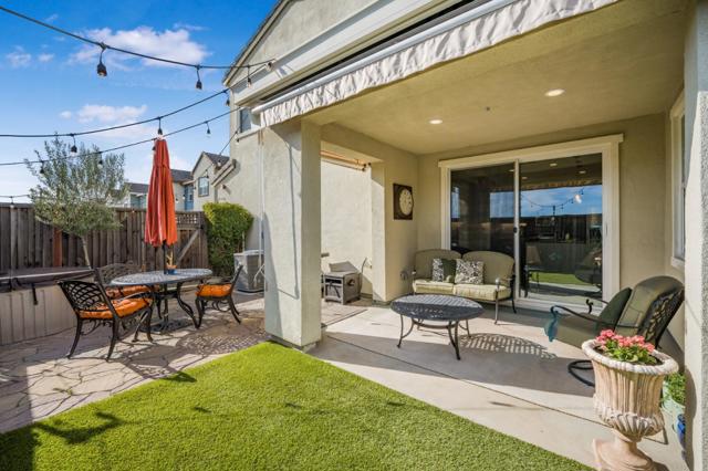16715 Murphy Avenue, Morgan Hill CA: https://media.crmls.org/mediaz/3c1f55f6-4e96-4e2a-9bb8-cadcdf05c5c9.jpg