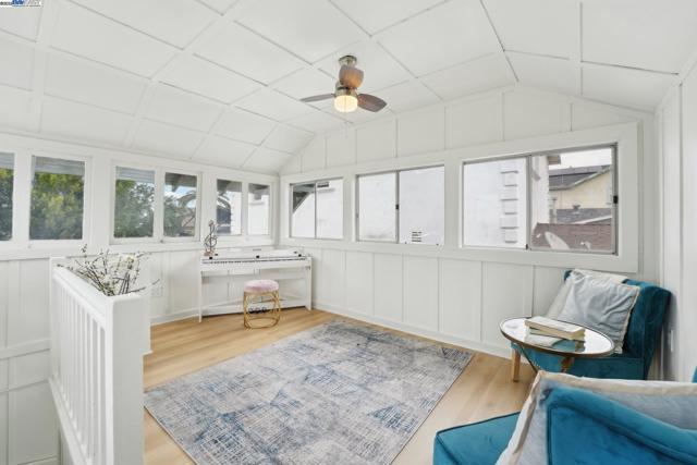 2155 42nd ave, Oakland CA: https://media.crmls.org/mediaz/3c1f7859-e023-4b96-ada5-bcd3b8eb363a.jpg