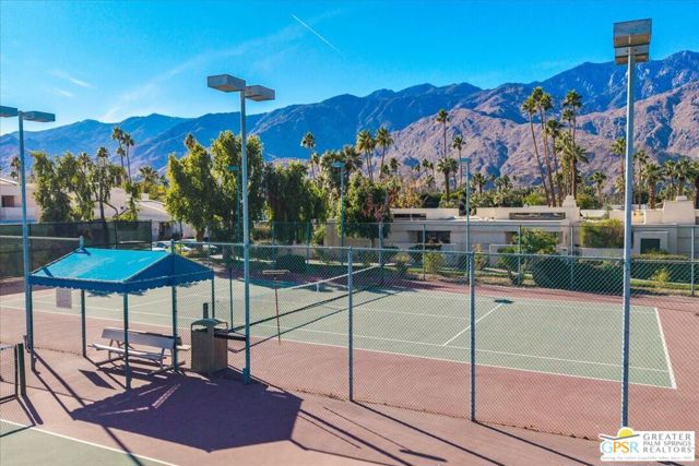 1680 S Andee Drive, Palm Springs CA: https://media.crmls.org/mediaz/3c202b4c-eb63-4867-ac45-8f59276dcec7.jpg