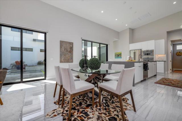 151 Holliday Way, Palm Springs CA: https://media.crmls.org/mediaz/3c20440b-92b7-4fee-b4e6-0b9c5538daf4.jpg