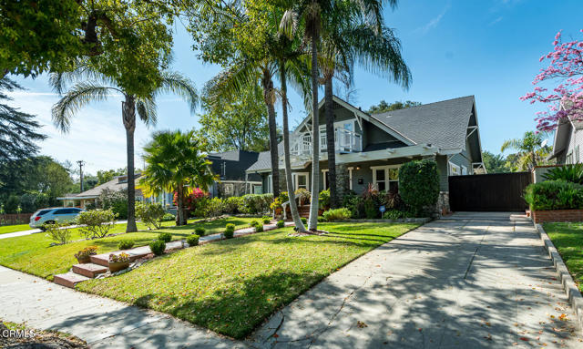 Detail Gallery Image 2 of 69 For 1955 N Los Robles Ave, Pasadena,  CA 91104 - 5 Beds | 3 Baths