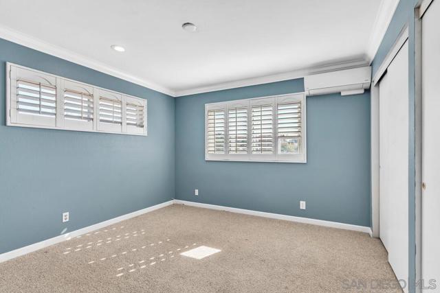 4502 Milton St, San Diego CA: https://media.crmls.org/mediaz/3c20e08b-f6f2-465c-8bb3-d6bd3a19babf.jpg