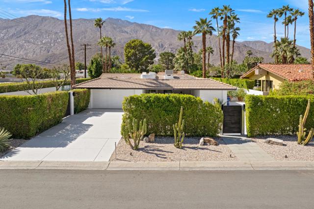505 N Camino Real, Palm Springs CA: https://media.crmls.org/mediaz/3c215ca9-3c08-44fa-9151-9b1d645c0396.jpg
