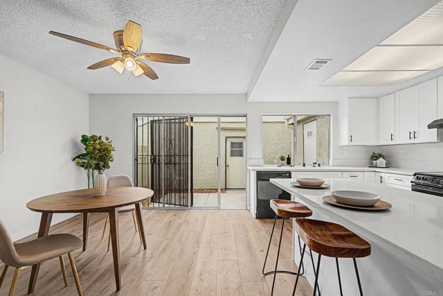 Detail Gallery Image 5 of 36 For 3025 Iris Ave #B,  San Ysidro,  CA 92173 - 3 Beds | 2/1 Baths