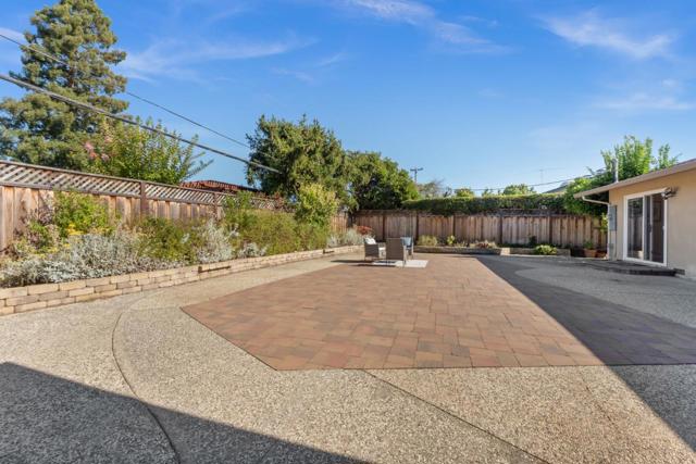 1544 Klamath Drive, Sunnyvale CA: https://media.crmls.org/mediaz/3c21d2e8-c967-48aa-b297-a520ba548dec.jpg