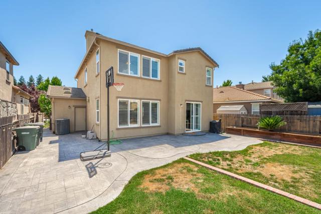 3417 River Shoal Avenue, Sacramento CA: https://media.crmls.org/mediaz/3c22983c-da39-42ab-8608-85b1e50f650c.jpg