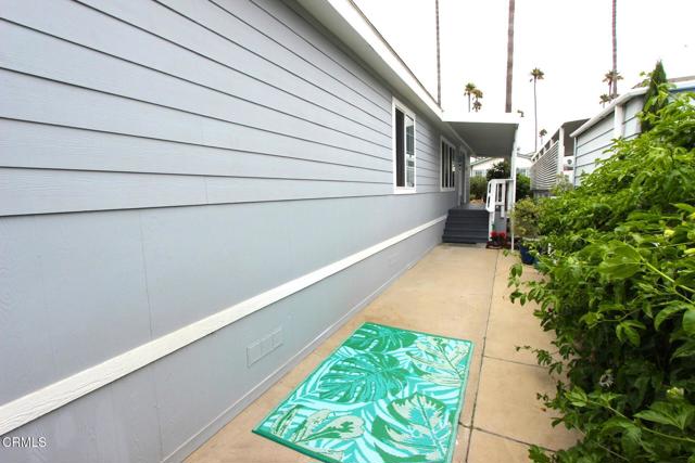 1215 Anchors Way, Ventura CA: https://media.crmls.org/mediaz/3c22a095-d000-4799-b6be-7a0029bf3a9e.jpg
