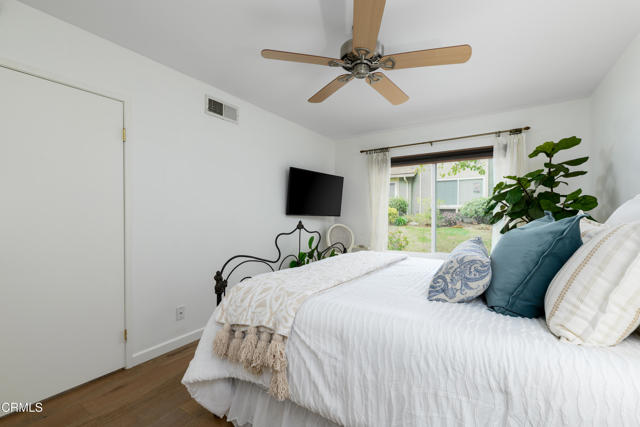 599 Rio Grande Circle, Thousand Oaks CA: https://media.crmls.org/mediaz/3c24de3a-f40e-4615-9860-c60748181830.jpg