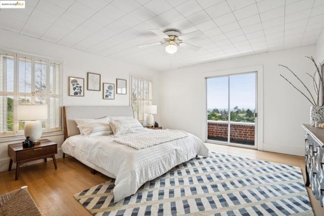 80 Oak Ridge Rd, Berkeley CA: https://media.crmls.org/mediaz/3c25b0f9-1ead-4757-83eb-ac2586120b92.jpg