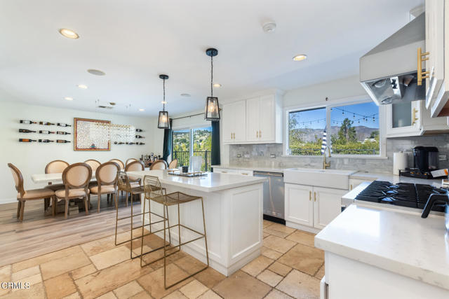 Detail Gallery Image 12 of 52 For 3623 Saint Elizabeth Rd, Glendale,  CA 91206 - 3 Beds | 2 Baths