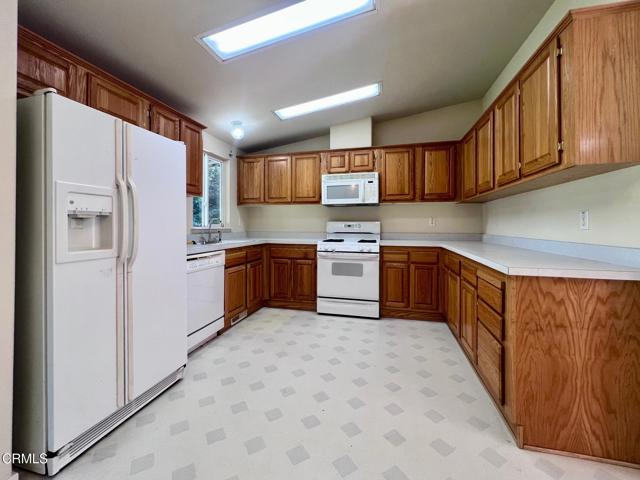 Detail Gallery Image 9 of 65 For 18751 Sears Ln, Fort Bragg,  CA 95437 - 2 Beds | 2 Baths