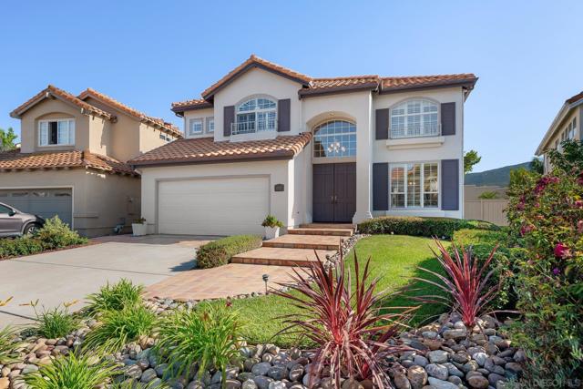 18027 Chieftain Ct, San Diego CA: https://media.crmls.org/mediaz/3c27f9f6-8237-4ede-8a95-b149f1f015de.jpg