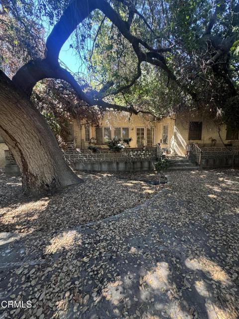 238 W Le Roy Avenue, Arcadia CA: https://media.crmls.org/mediaz/3c27fbf2-2d6b-45e7-ab59-ffd19e83ebb9.jpg
