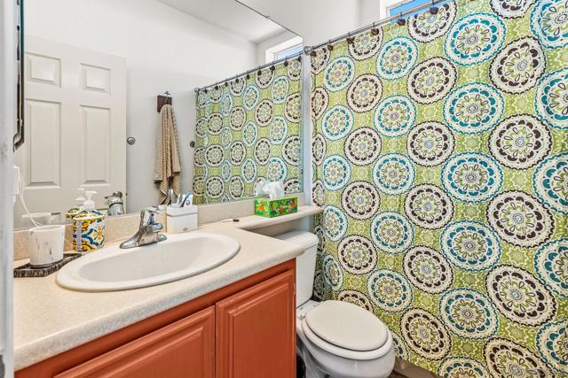 6550 Ponto Dr, Carlsbad CA: https://media.crmls.org/mediaz/3c283c0c-3f72-4a61-ae43-4e0681b3d06a.jpg
