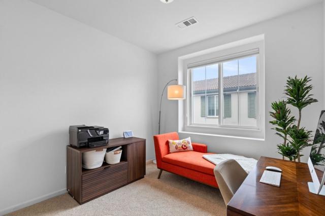 632 Moss Way, Hayward CA: https://media.crmls.org/mediaz/3c288ccc-4172-45a6-a8d0-96689d7a7202.jpg