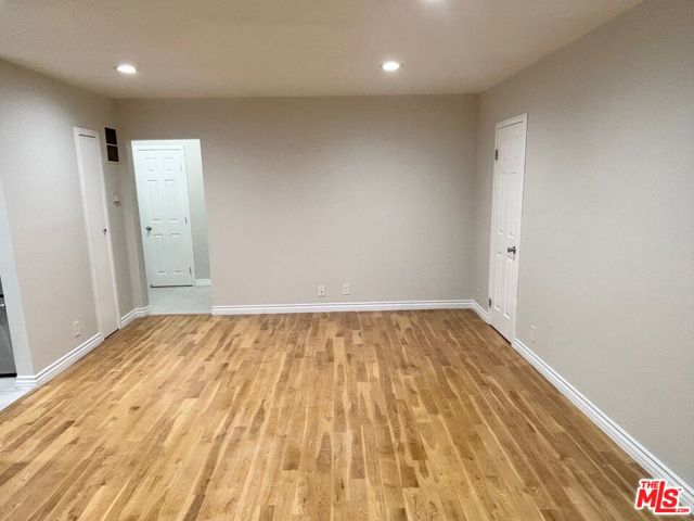 2488 N Beachwood Drive, Los Angeles CA: https://media.crmls.org/mediaz/3c29adae-88f5-44fd-a652-ff9566a1756d.jpg