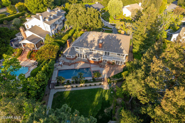 5320 Long Shadow Court, Westlake Village CA: https://media.crmls.org/mediaz/3c2a2b67-6f78-40a8-b15a-e5f6c864da03.jpg